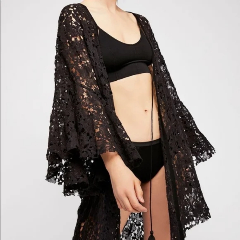 NWT Black Lace Kimono